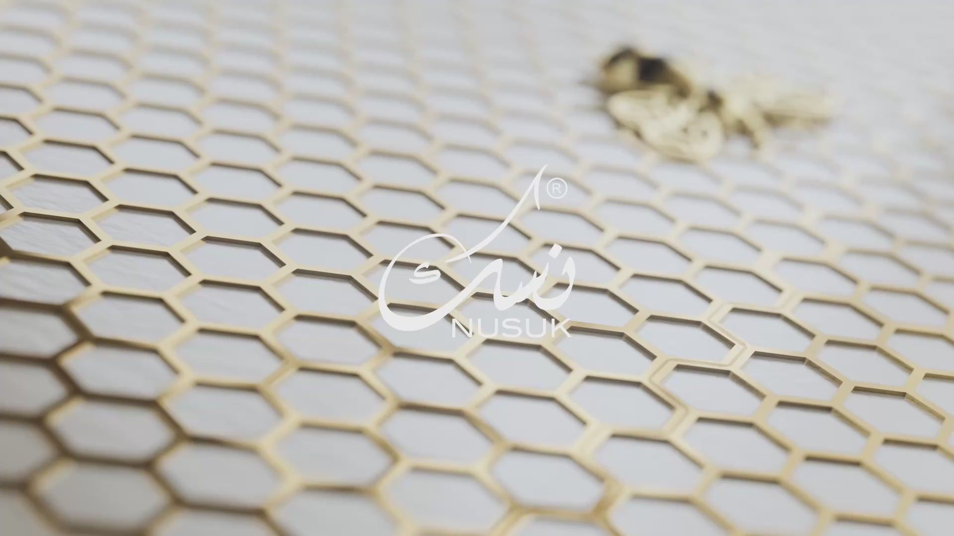 NUSUK - RAHEEQ 100ML SPRAY  EXTRAIT DE PARFUM 3.4FL.OZ SPRAY FORM WOMEN AND MEN